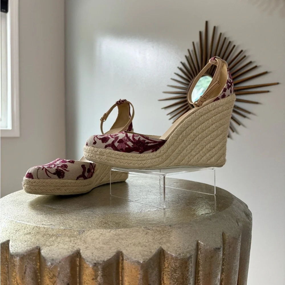 GUCCI - Floral Espadrille Wedge Sandals - Picture 5 of 14